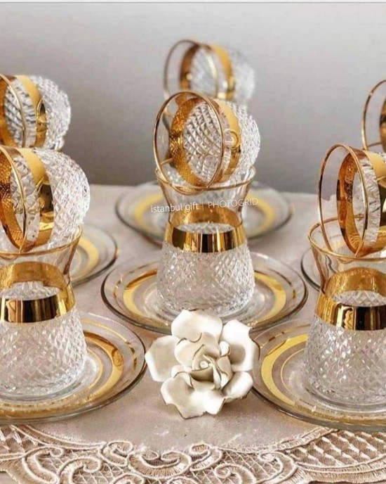 Custom Light Luxury Thin Waist Coated Golden Turkish Tea Cups Set Espresso Cawa Coffee Glass Cups for 6 Person Custom Light Luxury Thin Waist Coated Golden Turkish Tea Cups Set Espresso Cawa Coffee Glass Cups for 6 Person