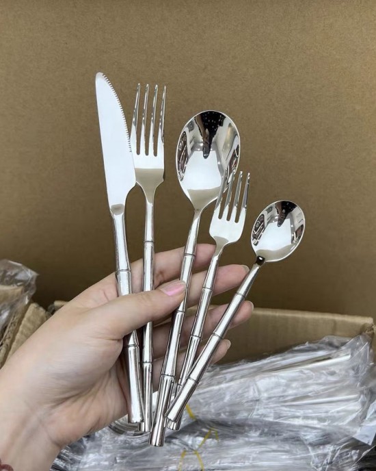 Wholesale High Quality 5 Pcs Reusable Bamboo Handle 18/10 Stainless Steel Fork Knife and Spoon Cutlery Set Silverware Wholesale High Quality 5 Pcs Reusable Bamboo Handle 18/10 Stainless Steel Fork Knife and Spoon Cutlery Set Silverware