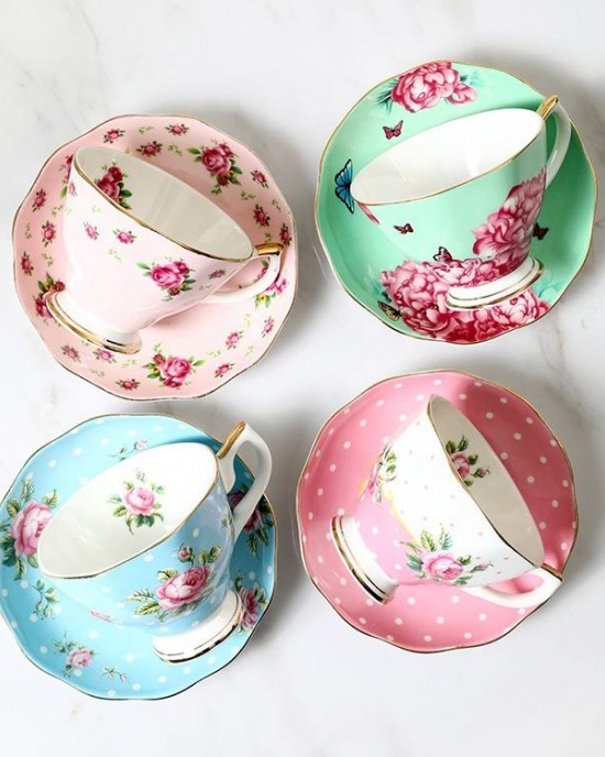 Vintage Royal Classic Flower Porcelain Coffee Cups Ceramic Christmas Fine Bone China Tea Cups and Saucers Sets Vintage Royal Classic Flower Porcelain Coffee Cups Ceramic Christmas Fine Bone China Tea Cups and Saucers Sets